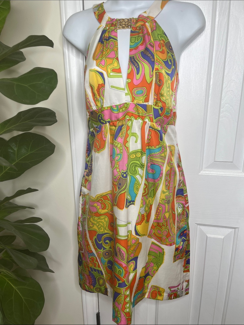 Trina Turk Silk Dress Halter Neck Psychedelic Mod Floral Size 8 - Picture 2 of 11